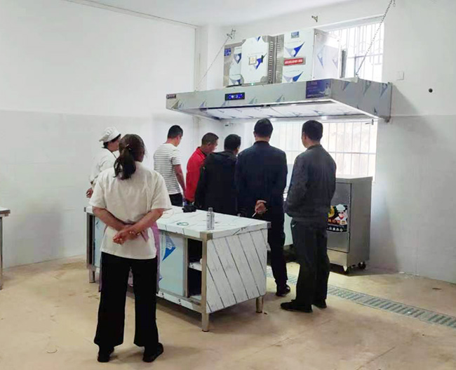 商用廚房設備 商用廚房設備