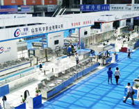 中國廚都酒店不銹鋼設備展會盛大開幕，上千酒店廚房設備廠家云集，現場驚現機器人廚師