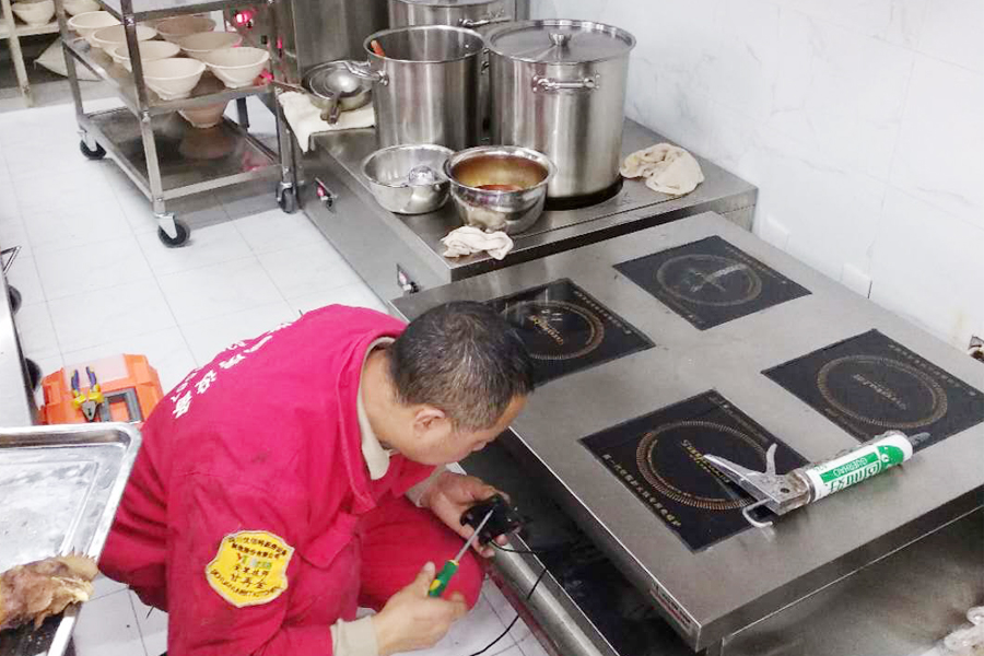 優(yōu)佰特廚房設(shè)備公司的售后服務(wù)就是好，難怪那么多人選擇