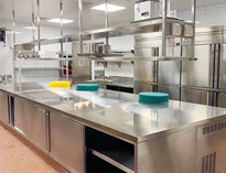 成都不銹鋼商用廚具廠家告訴你商用不銹鋼廚具應該如何保養維護