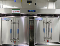 大型食堂廚具廚房設備廠家告訴你廚房水蒸氣大會對油煙凈化器產生影響嗎