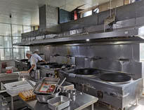 自貢廚房設備廠告訴什么材質可以代替瓷磚